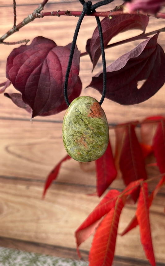 Unakite : Acceptation. Apaisement et guérison intérieure.