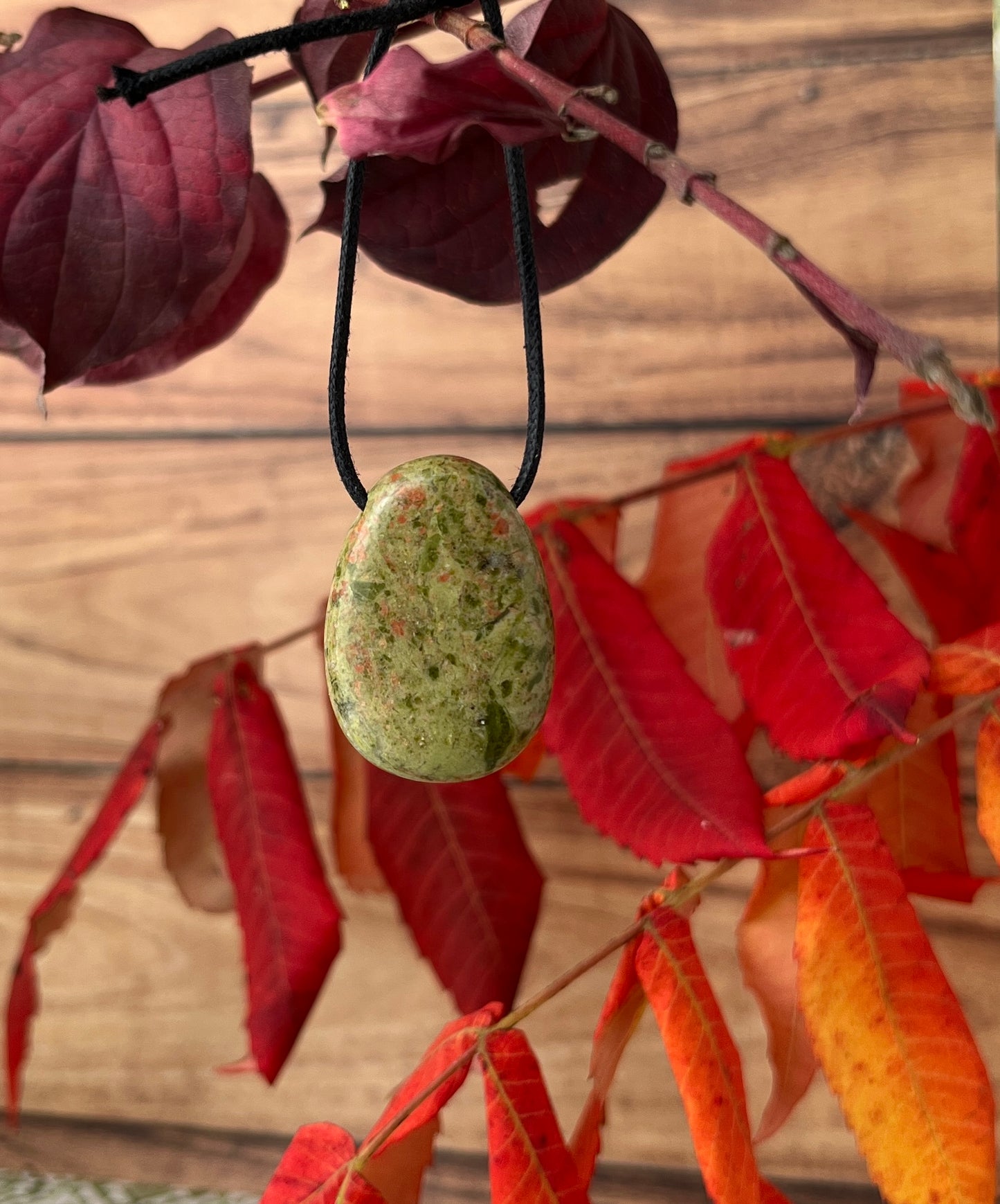 Unakite : Acceptation. Apaisement et guérison intérieure.